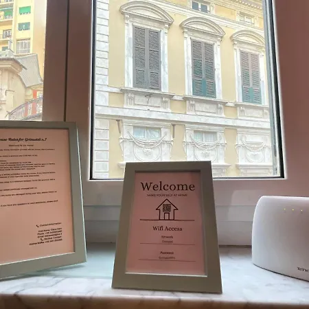 Appartamento La Genova Storica Dal Monolocale Esterno foto