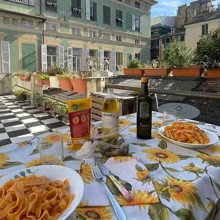 Appartamento La Genova Storica Dal Monolocale Esterno foto